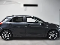 Metallic Gebraucht 2018 Kia Rio Platinum | 16.160 € (Fairer Preis)