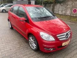 Mercedes B200