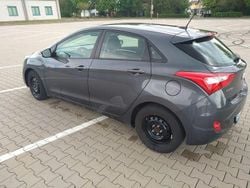 Silber Gebraucht 2016 Hyundai i30 Limousine | 8.800 € (Guter Preis)