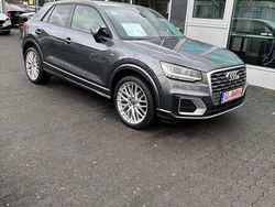 Grau Gebraucht 2020 Audi Q2 Sport SUV | 22.999 € (Etwas zu teuer)