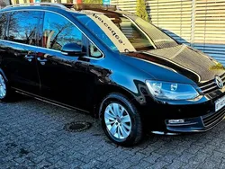 Schwarz Gebraucht 2017 VW Sharan Highline Van / Kleinbus | 18.900 € (Fairer Preis)