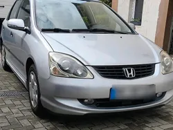 Silber Gebraucht 2005 Honda Civic Limousine | 1.700 € (Fairer Preis)
