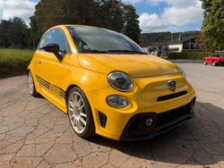 Gelb Gebraucht 2018 Fiat 500 Abarth Kleinwagen | 12.999 €