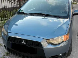 Blau Gebraucht 2010 Mitsubishi Colt Kleinwagen | 3.299 €