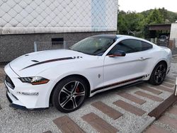 Weiß Gebraucht 2018 Ford Mustang Coupé | 22.900 € (Guter Preis)