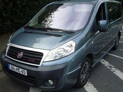 Grau Gebraucht 2015 Fiat Scudo Van / Kleinbus | 10.500 € (Fairer Preis)