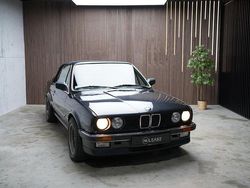 Schwarz Gebraucht 1987 BMW 325 Sport Line Cabrio | 24.700 €