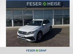 Weiß Gebraucht 2022 VW Tiguan R-line SUV | 28.940 € (Guter Preis)