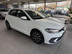 Weiß Gebraucht 2022 VW Polo Life Limousine | 15.890 € (Fairer Preis)