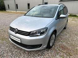 Silber Gebraucht 2011 VW Touran Comfortline Van / Kleinbus | 4.950 € (Guter Preis)