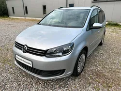 Silber Gebraucht 2011 VW Touran Comfortline Van / Kleinbus | 5.950 € (Fairer Preis)