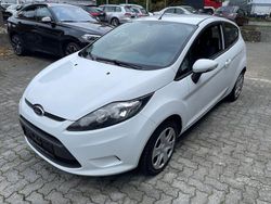 Weiß Gebraucht 2012 Ford Fiesta Trend Kleinwagen | 2.999 € (Fairer Preis)