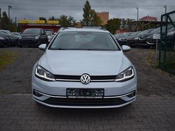 Silber Gebraucht 2018 VW Golf VII Highline Kombi | 11.999 € (Fairer Preis)