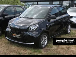Schwarz Gebraucht 2022 Smart ForFour Electric Drive Limousine | 9.339 € (Guter Preis)