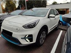 Weiß Gebraucht 2022 Kia e-Niro Vision SUV | 17.995 € (Guter Preis)