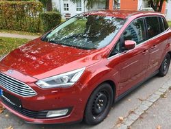 Rot Gebraucht 2015 Ford Grand C-Max Van / Kleinbus | 7.500 € (Fairer Preis)