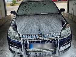 Blau Gebraucht 2005 Opel Astra Kleinwagen | 2.200 € (Etwas zu teuer)