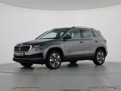 Graphitegrau metallic Gebraucht 2023 Skoda Karoq Style SUV | 28.489 € (Guter Preis)