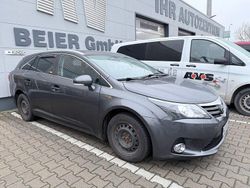 Grau Gebraucht 2014 Toyota Avensis Edition Kombi | 3.900 € (Fairer Preis)