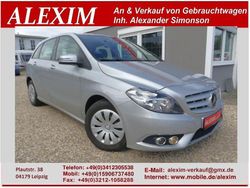 Silber Gebraucht 2014 Mercedes B180 Van / Kleinbus | 8.699 € (Guter Preis)