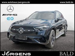 Metalliclack obsidianschwarz Gebraucht 2025 Mercedes GLC220 AMG SUV | 57.830 €