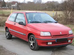 Rot Gebraucht 1996 Renault Clio Kleinwagen | 500 €