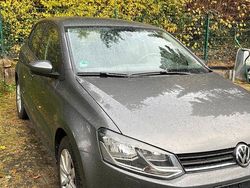 Grau Gebraucht 2014 VW Polo Comfortline Kleinwagen | 7.950 € (Fairer Preis)