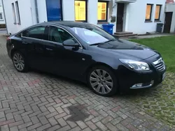 Schwarz Gebraucht 2010 Opel Insignia Limousine | 8.700 € (Teuer)