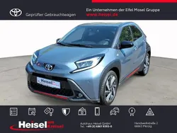 Celestite grau Gebraucht 2023 Toyota Aygo Kleinwagen | 17.990 € (Etwas zu teuer)