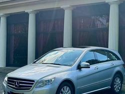 Silber Gebraucht 2011 Mercedes R350 Van / Kleinbus | 14.500 € (Fairer Preis)