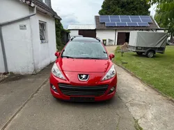 Rot Gebraucht 2009 Peugeot 207 Premium Kombi | 3.900 € (Fairer Preis)