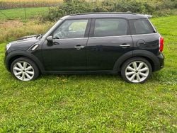 Schwarz Gebraucht 2016 Mini Park Lane Countryman Chili SUV | 11.500 €