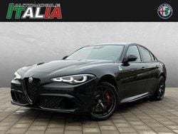 Rot (rosso alfa uni) Neu 2024 Alfa Romeo Giulia Quadrifoglio Limousine | 85.680 € (Superpreis)