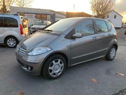 Grau Gebraucht 2005 Mercedes A170 Limousine | 2.450 € (Superpreis)