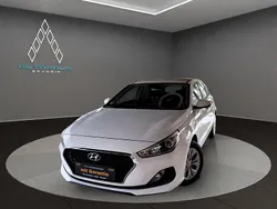 Weiß Gebraucht 2019 Hyundai i30 Pure Kleinwagen | 12.900 € (Superpreis)