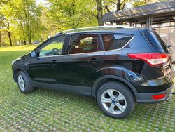 Schwarz Gebraucht 2016 Ford Kuga SUV | 11.550 € (Fairer Preis)