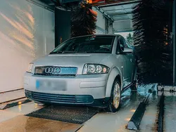 Silber Gebraucht 2002 Audi A2 Kleinwagen | 8.000 €