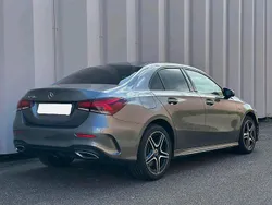 Grau Gebraucht 2021 Mercedes A250 AMG Limousine | 18.299 €