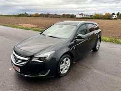 Schwarz Gebraucht 2014 Opel Insignia Sport Kombi | 8.499 € (Fairer Preis)