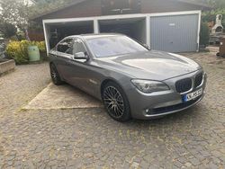 Gebraucht 2009 BMW 750 Limousine | 11.900 € (Guter Preis)