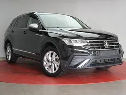 Deep black pearlescent Gebraucht 2021 VW Tiguan Allspace Life SUV | 24.490 € (Guter Preis)
