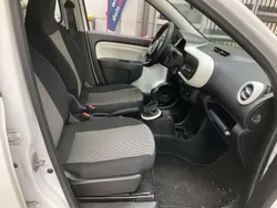 Weiß Gebraucht 2016 Renault Twingo Life Kleinwagen | 6.200 € (Guter Preis)