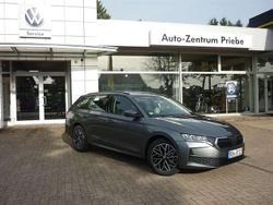 Graphite grey Gebraucht 2025 Skoda Octavia Essence Kombi | 31.690 € (Etwas zu teuer)