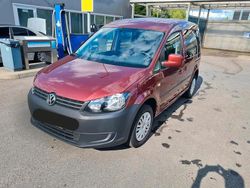 Rot Gebraucht 2014 VW Caddy Van / Kleinbus | 7.700 € (Fairer Preis)