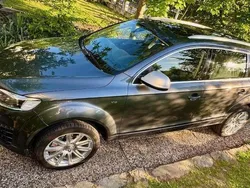 Grau Gebraucht 2012 Audi Q7 Sport SUV | 25.999 € (Etwas zu teuer)