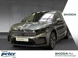 Graphitegrau (metallic) Gebraucht 2024 Skoda Enyaq iV Lounge SUV | 45.950 € (Guter Preis)