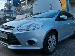 Silber Gebraucht 2013 Ford Focus Trend Kombi | 2.750 € (Guter Preis)