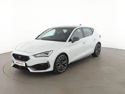 Weiß Gebraucht 2022 Cupra Leon VZ Limousine | 32.090 € (Etwas zu teuer)