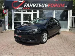 Schwarz Gebraucht 2021 Opel Astra Edition Limousine | 13.900 € (Fairer Preis)