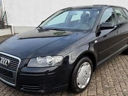 Schwarz Gebraucht 2005 Audi A3 Attraction Limousine | 2.900 € (Fairer Preis)